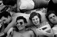 Les années 40 et 50 : L’Optimisme contagieux, exposition de photographies de jeunesse d’Harold Feinstein. Du 3 février au 30 avril 2017 à Paris03. Paris.  12H00